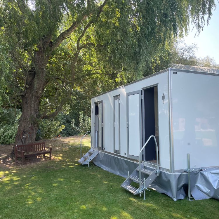 3+1 trailer outside